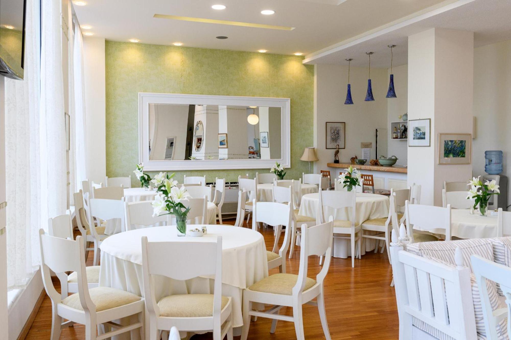 Hotel Timoleon Limenas  Esterno foto